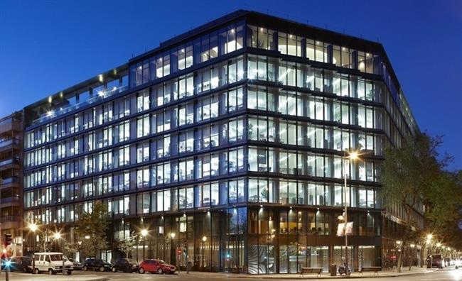 ep edificioaxiarela calle almagromadrid
