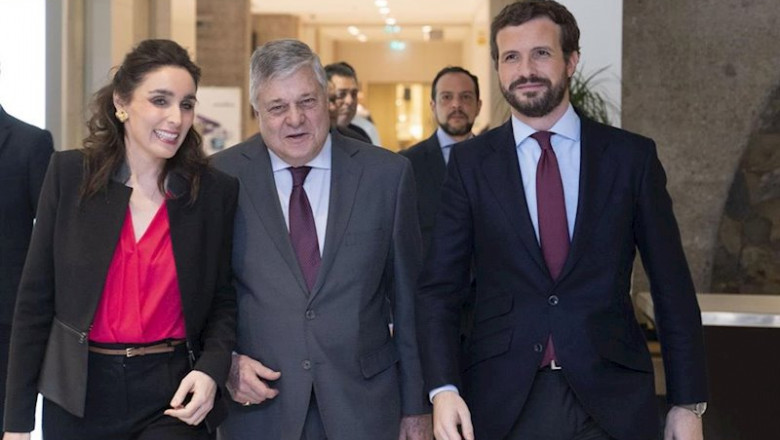 El presidente del PP, Pablo Casado, junto a Leopoldo López Gil | PARTIDO POPULAR ep el presidente del pp pablo casado junto a leopoldo lopez gil