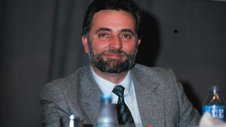 El que fuera dirigente de Izquierda Unida, Julio Anguita, durante el XII congreso del PCE donde fue elegido secretrio general en el año 1999 | Europa Press ep el que fuera dirigente de izquierda unida julio anguita durante el xii congreso del pce donde fue