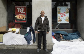 ep julio de pablos tiene 54 anos y vive en la calle barcelo de madrid desde el pasado 21 de marzo a