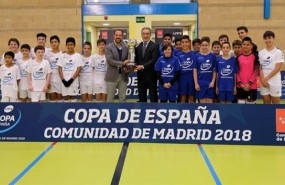 ep la comunidadmadridrecibidomartestrofeola copaespana