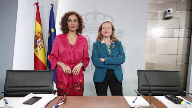 ep la ministra portavoz y de hacienda maria jesus montero i y la vicepresidenta tercera y ministra 20200211160513