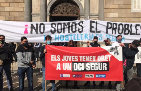 ep representantes del sector del ocio nocturno y de la restauracion protestan en la plaza sant jaume