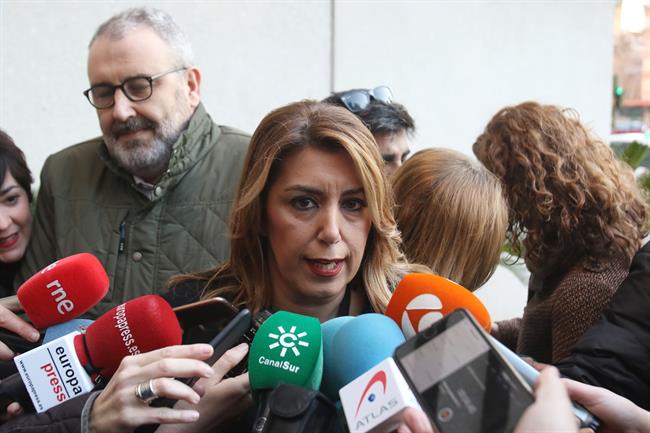 ep susana diaz atiendelos periodistassevilla