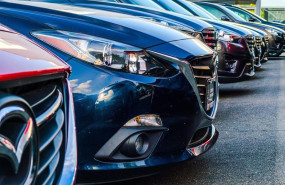 ep tesla y mazda son las marcas con mas variacion de precio en 2023 un  146 y un 51 respectivamente