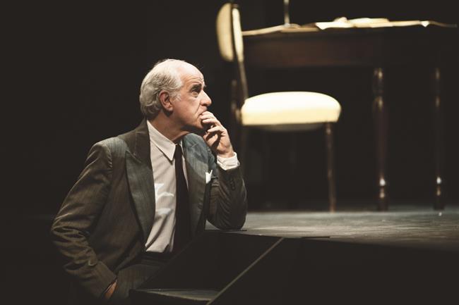 Toni Servillo en 'Elvira' | PAVÓN TEATRO KAMIKAZE ep toni servillo en elvira