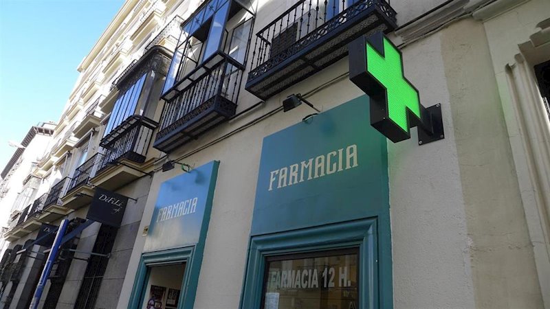 Las farmacias catalanas comunicarán los positivos Covid para aliviar los ambulatorios