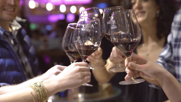 ep archivo   copas de vino de rioja