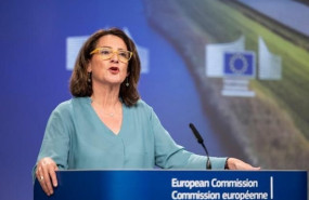 ep archivo la vicepresidenta comunitaria teresa ribera en rueda de prensa desde bruselas ep archivo la vicepresidenta comunitaria teresa ribera en rueda de prensa desde bruselas