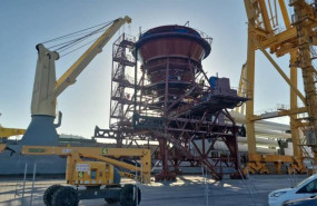 ep archivo   llega a cervo la nueva tolva para la planta de alumina de alcoa