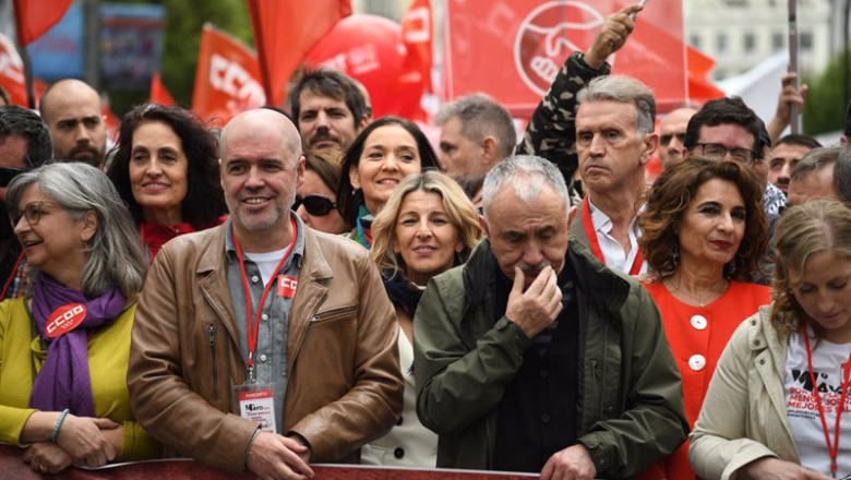 ep archivo   primera fila el secretario general de ccoo unai sordo i y el secretario general de ugt