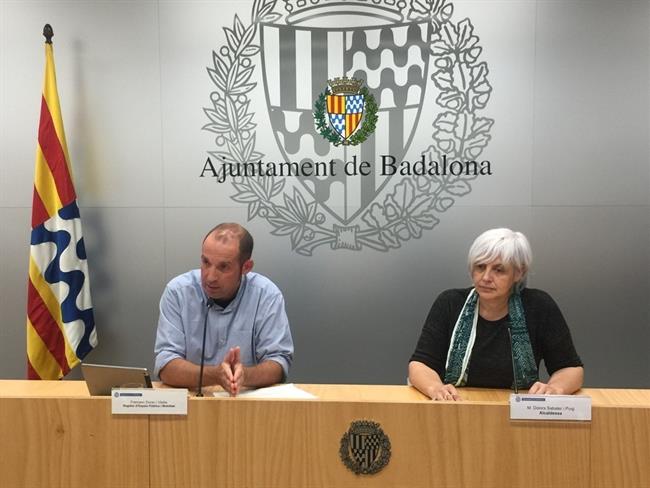 El concejal de Badalona Francesc Duran, y la alcaldesa, Dolors Sabater | AJUNTAMENT DE BADALONA ep concejalbadalona francesc duran yalcaldesa dolors sabater