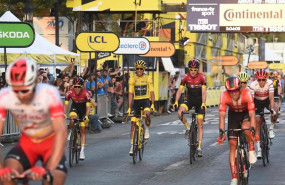 ep egan bernal escoltadosus companerosineos