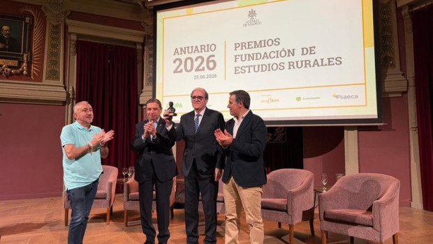ep el defensor del pueblo premiado por upa