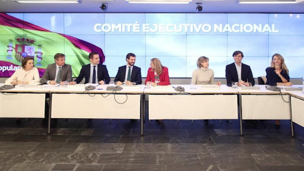 ep el lider del pp pablo casado junto a la cupula del partido tras las elecciones generales del 10