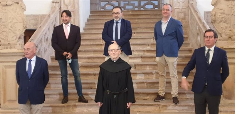 El presidente de la CEOE, Antonio Garamendi, participa en el proyecto 'El Camino de las Empresas XXI' en San Millán de la Cogolla | FER ep el presidente de la ceoe antonio garamendi participa en el proyecto el camino de las empresas xxi