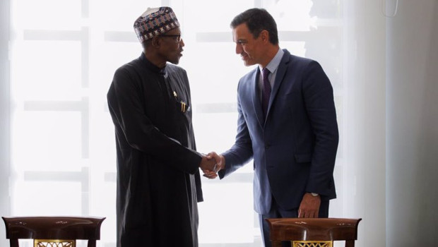 ep el presidente del gobierno pedro sanchez d y el presidente de la republica federal de nigeria