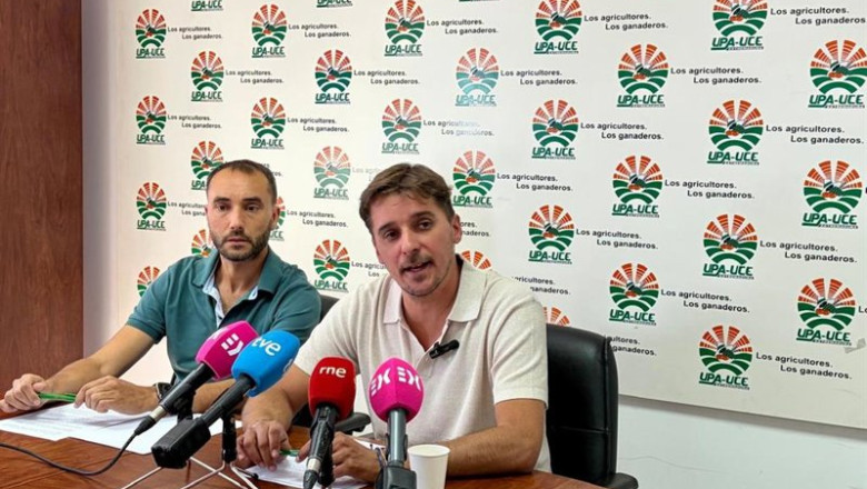 ep el secretario general de upa uce extremadura oscar llanos en rueda de prensa