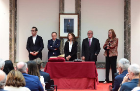ep el vicepresidente primero y ministro de economia comercio y empresa carlos cuerpo i preside el