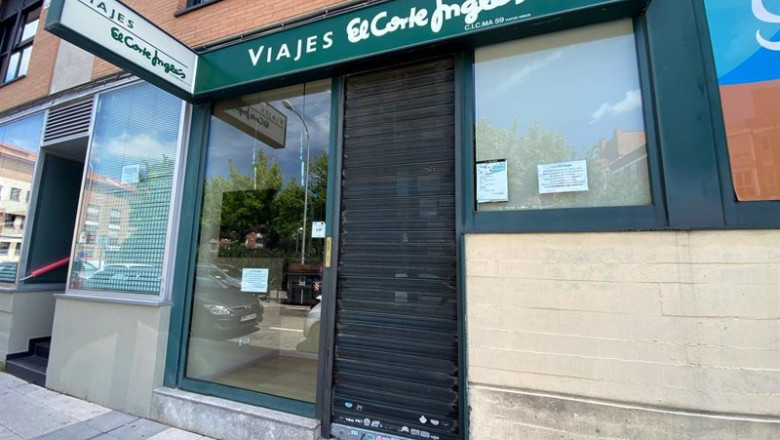 Entrada cerrada temporalmente de un local de Viajes El Corte Inglés dos días después de que la empresa haya anunciado que se ha aprobado el ERTE para el 90% de su plantilla, en Madrid (España) a 20 de abril de 2020. | Eduardo Parra - Europa Press - Archivo ep entrada cerrada temporalmente de un local de viajes el corte ingles dos dias despues de que la