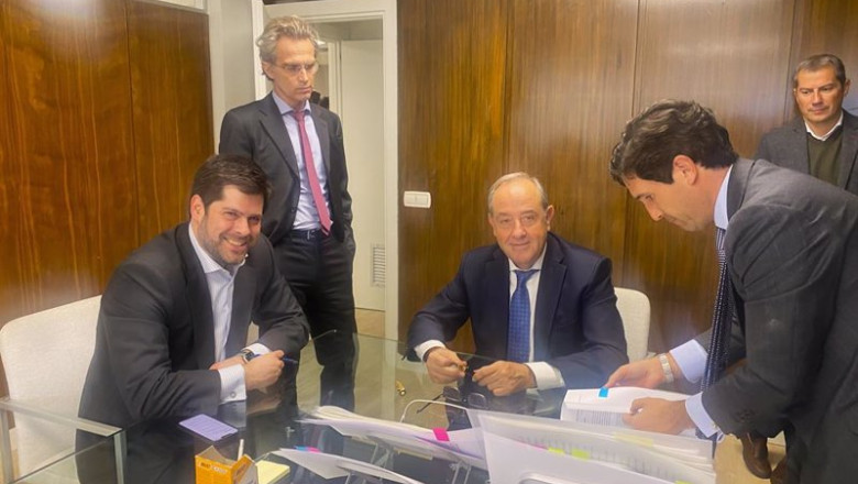 ep firma del acuerdo entre bruc alter y alter enersun ep firma del acuerdo entre bruc alter y alter enersun