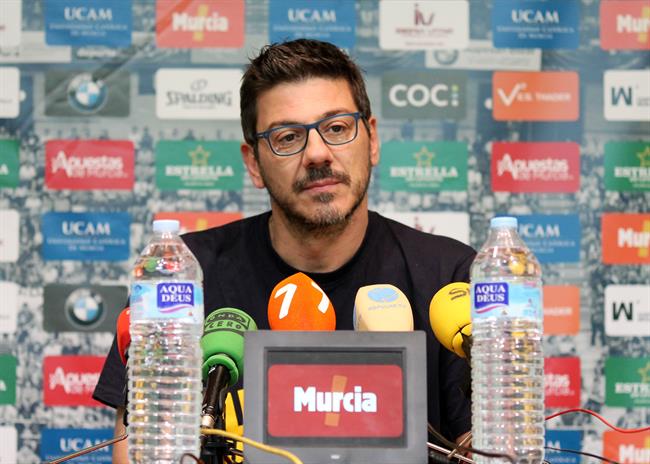 ep fotis katsikaris compadeciendoruedaprensa