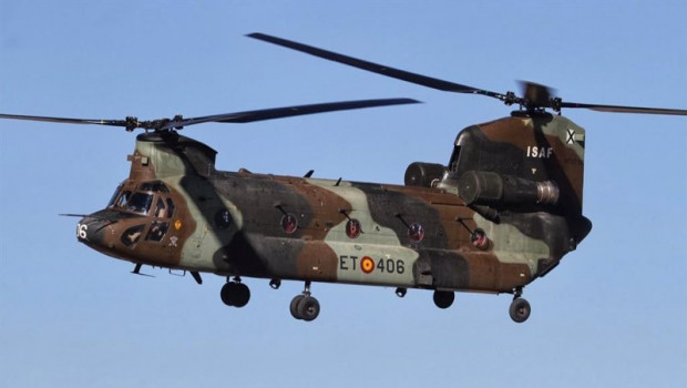ep helicoptero de defensa chinook