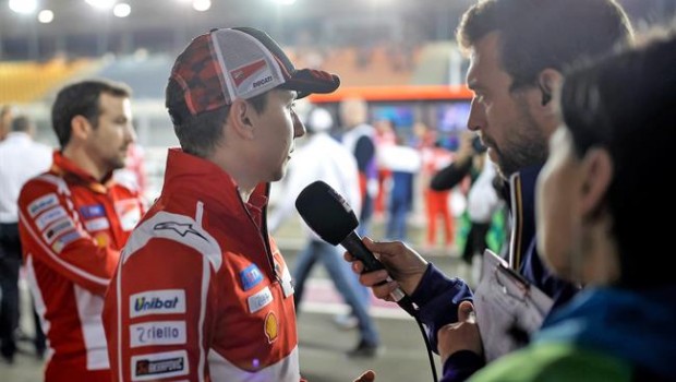 ep jorge lorenzo atiendelos mediosgp catar