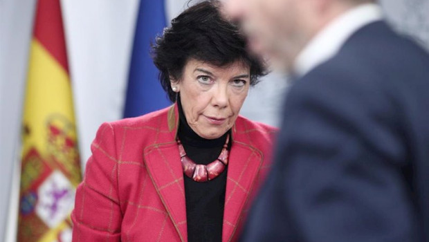 ep la ministra portavoz y de educacion y formacion profesional en funciones isabel celaa termina su