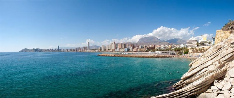 ep las grandes urbes y la costa mediterranea como andalucia comunidad valenciana cataluna y madrid