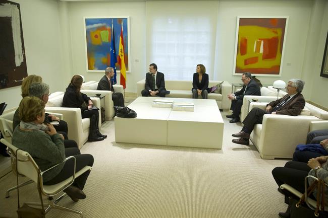 ep mariano rajoy recibela moncloalos familiareslas victimasyak-42