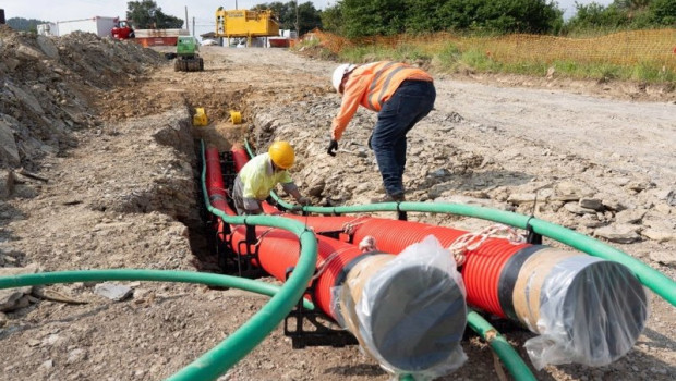 ep obras de la linea subterranea de la interconexion con francia por el golfo de bizkaia