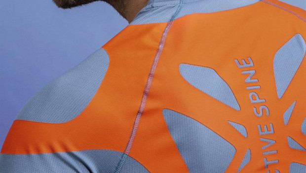 ep odlo renueva la coleccion active spine que mejora la postura corporal
