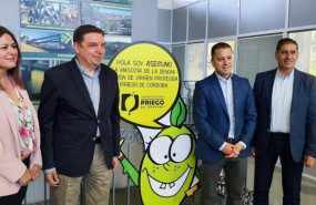 ep planas 2 izda en la visita a la sede de la dop priego de cordoba junto a aguilera dcha
