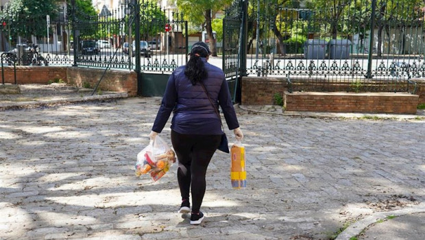 ep reparto de alimento para los ninos desfavorecido que iban a los comedores escolares