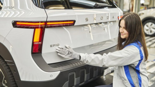 ep skoda inicia en navarra la produccion del epiq su modelo accesible para asaltar el mercado