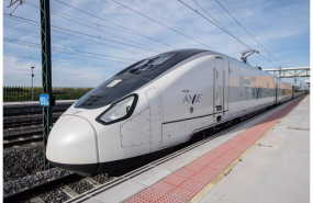 ep uno de los trenes ave en una estacion espanola