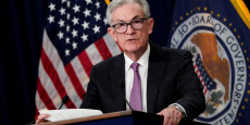 etats unis la douleur d une politique monetaire restrictive necessaire un certain temps face a l inflation declare powell fed 