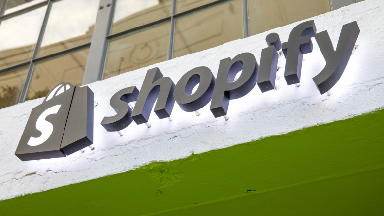 1634198928 shopifyla exterior 1 1 min 1634198928 shopifyla exterior 1 1 min