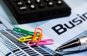 calculatrice-et-trombones-comptes-entrepreneurs-entreprises-argent-finances-tpe-pme-entreprenariat-finances-banques-startup-business-plan-argent calculatrice-et-trombones-comptes-entrepreneurs-entreprises-argent-finances-tpe-pme-entreprenariat-finances-banques-startup-business-plan-argent