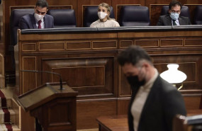 ep archivo   el portavoz parlamentario de erc gabriel rufian pasa por delante del presidente del