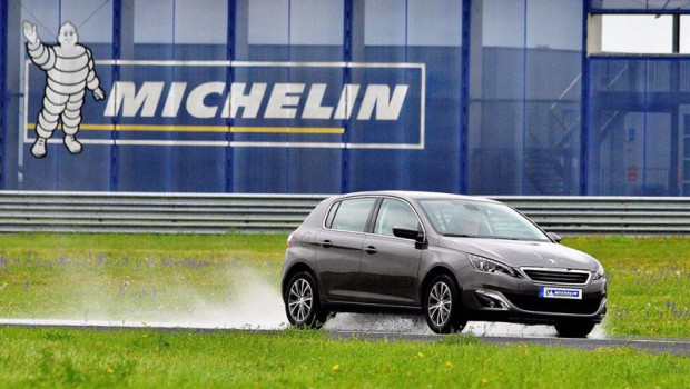ep archivo   michelin gana un 468 menos en 2024 hasta los 1890 millones con una caida en sus ventas