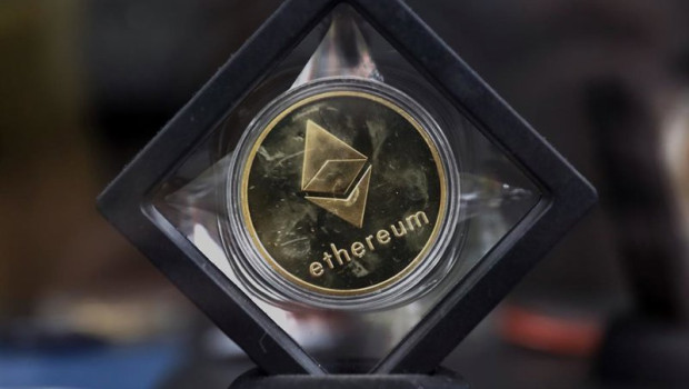 ep archivo   una criptomoneda de ethereum a 14 de septiembre de 2022 en madrid espana ethereum ha
