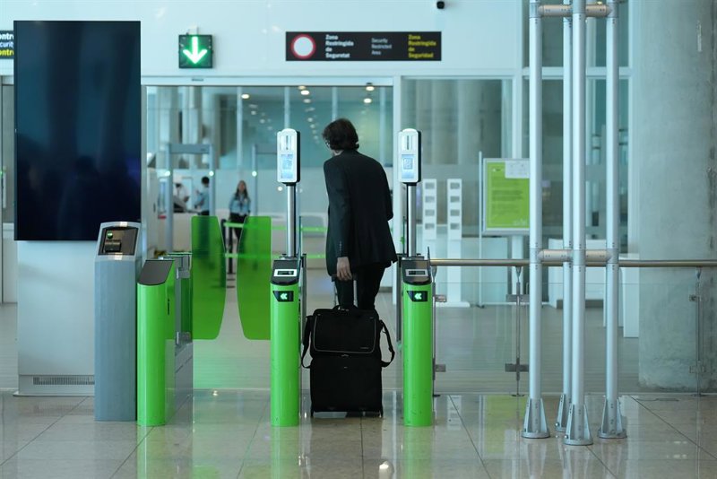 La CNMC aprueba un incremento del 6,44% de las tarifas de Aena en 2026