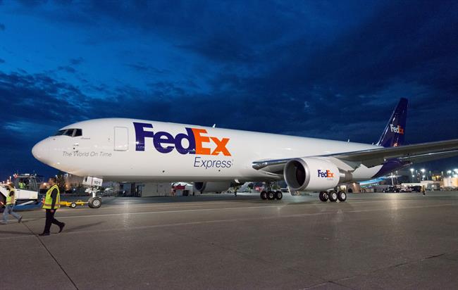 FedEx cae con fuerza tras publicar resultados y recortar su previsión de beneficios