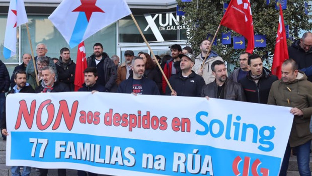 ep concentracion de trabajadores de la auxiliar del naval soling instalaciones ante la delegacion de