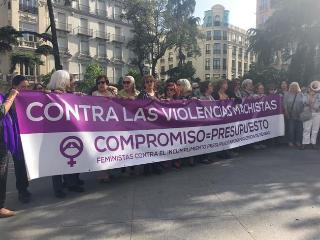 Concentración feminista ante el Congreso | EUROPA PRESS ep concentracion feministacongreso