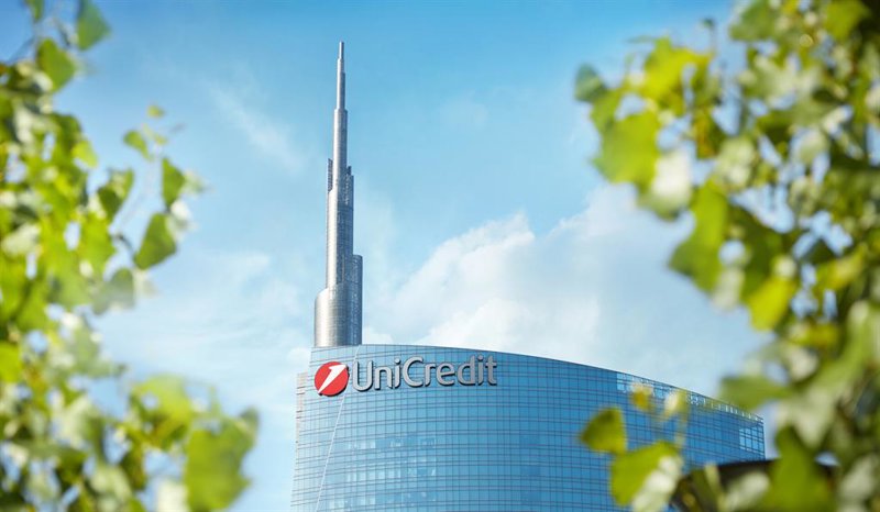UniCredit vende parte de su negocio en Rusia con un impacto negativo de hasta 3.300 millones