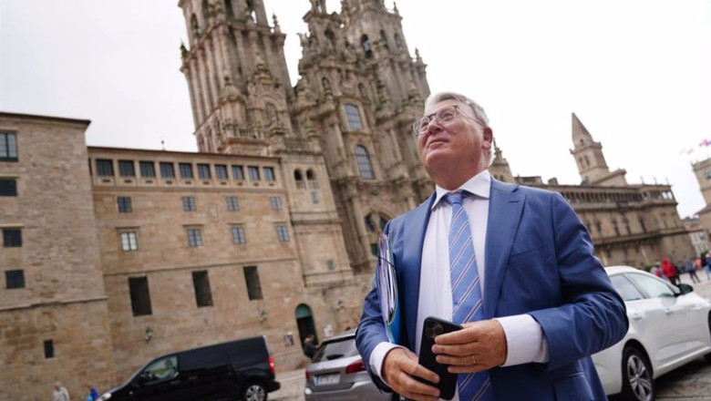 ep el comisario europeo de empleo y derechos sociales nicolas schmit a su llegada a una rueda de ep el comisario europeo de empleo y derechos sociales nicolas schmit a su llegada a una rueda de