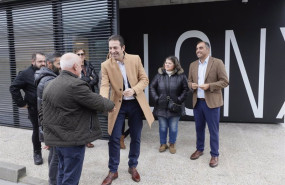 ep el conselleiro do mar alfonso villares visita la lonja de campelo en poio pontevedra